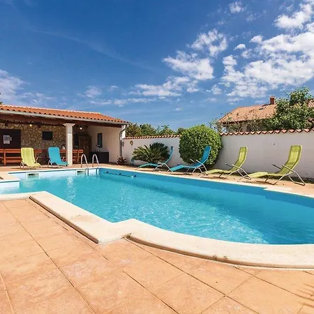 Biserka 1495 Banjole