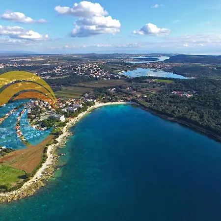 Appartement Biserka 1495 *