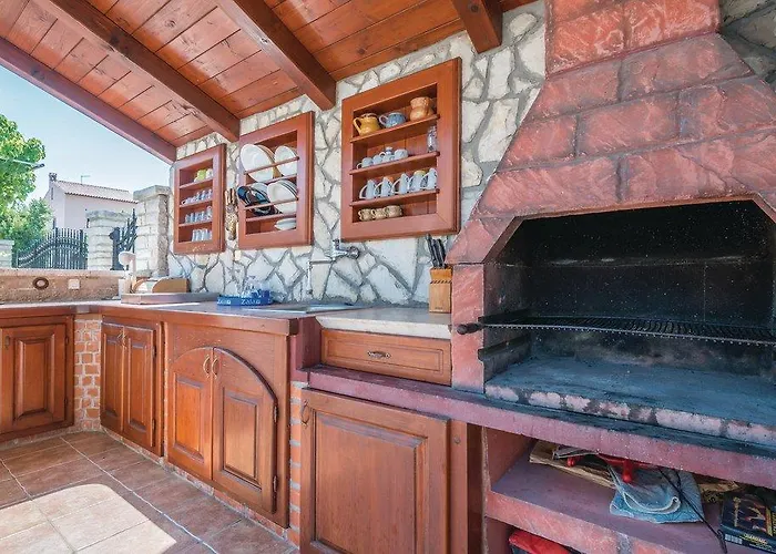 아파트 Biserka 1495