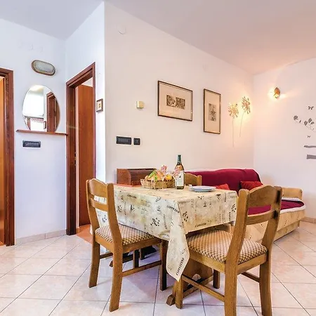 Biserka 1495 班约勒